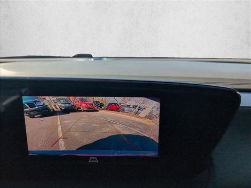 Used 2024 Buick Encore GX Avenir image 14