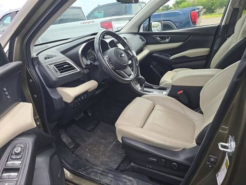 Used 2022 Subaru Ascent Limited w/ Technology Package AWD/4WD image 3