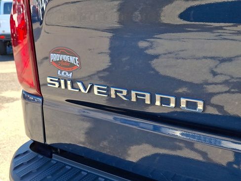 Used 2021 Chevrolet Silverado 1500 RST w/ Convenience Package II AWD/4WD image 30