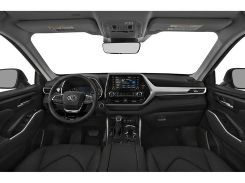 Used 2021 Toyota Highlander XLE FWD image 6