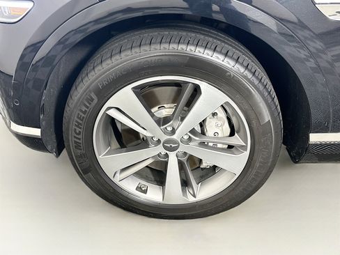 Used 2024 Genesis GV80 3.5T w/ Advanced Package image 11