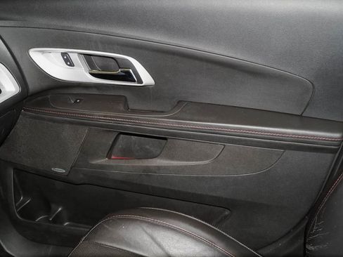 Used 2014 Chevrolet Equinox LTZ image 27