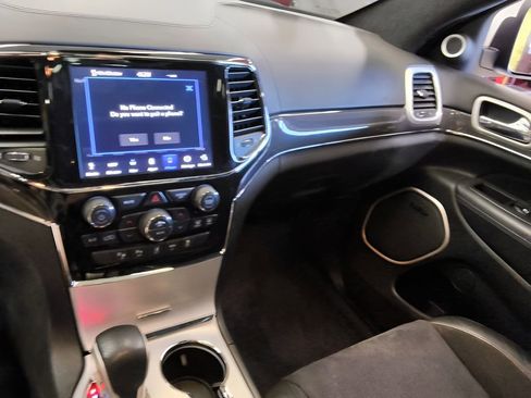 Used 2021 Jeep Grand Cherokee SRT AWD/4WD image 22