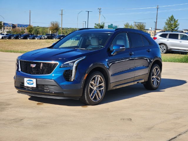 Used 2019 Cadillac XT4 Sport FWD image 3