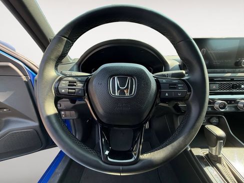 Used 2024 Honda Civic Sport image 13
