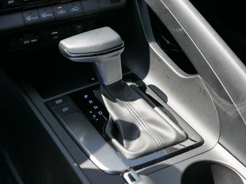 Certified 2025 Hyundai Elantra Sport w/ Cargo Package FWD image 21