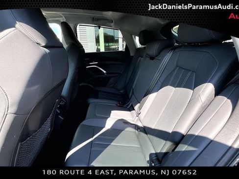 Used 2025 Audi Q5 Premium Plus w/ Premium Plus AWD/4WD image 18