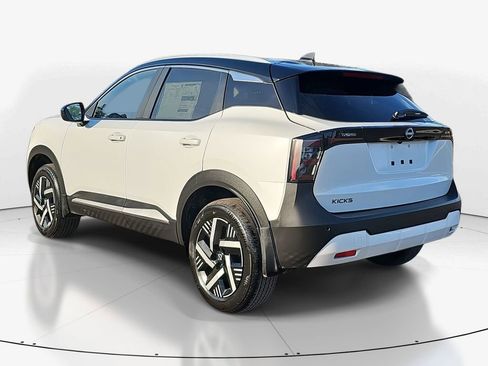 New 2026 Nissan Kicks SV w/ SV Premium Package image 7