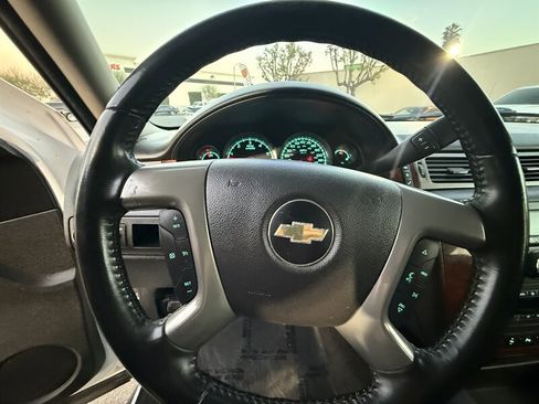 Used 2013 Chevrolet Tahoe LT image 25