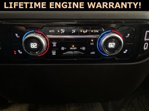 Certified 2022 GMC Sierra 1500 SLT image 21