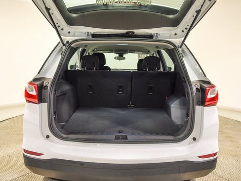 Used 2020 Chevrolet Equinox LS image 14