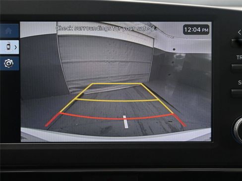 Certified 2025 Hyundai Elantra Sport image 8