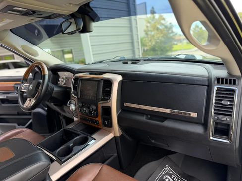 Used 2015 RAM 1500 Laramie Longhorn w/ Convenience Group AWD/4WD image 18