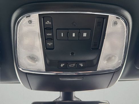 Used 2018 Dodge Durango GT w/ Blacktop Package image 33