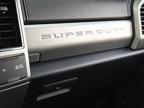 Used 2022 Ford F250 Lariat AWD/4WD image 24