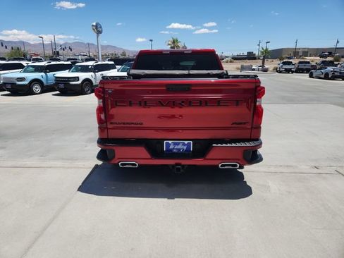 Used 2022 Chevrolet Silverado 1500 RST w/ Z71 Off-Road Package AWD/4WD image 5