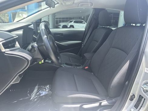 Used 2024 Toyota Corolla LE FWD image 30