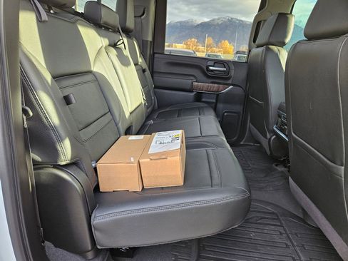 Used 2020 GMC Sierra 2500 Denali image 34