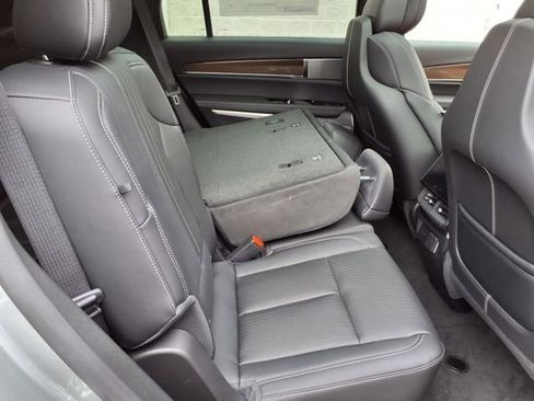 New 2026 Cadillac Vistiq Sport image 22