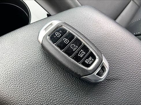 Used 2023 Hyundai Elantra Limited w/ Cargo Package FWD image 33