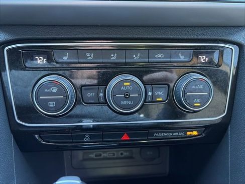 Used 2020 Volkswagen Atlas Cross Sport SEL image 16