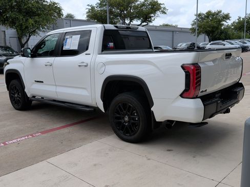 Used 2025 Toyota Tundra Limited AWD/4WD image 8