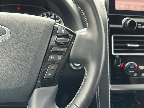 Certified 2023 INFINITI QX80 Premium Select w/ All-Season Package image 18