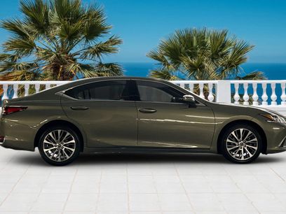 Used 2021 Lexus ES 250 w/ Premium Package