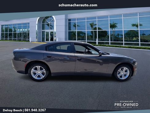 Certified 2022 Dodge Charger SXT RWD image 8