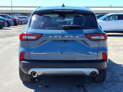 Used 2023 Ford Escape Platinum w/ Premium Technology Package AWD/4WD image 4