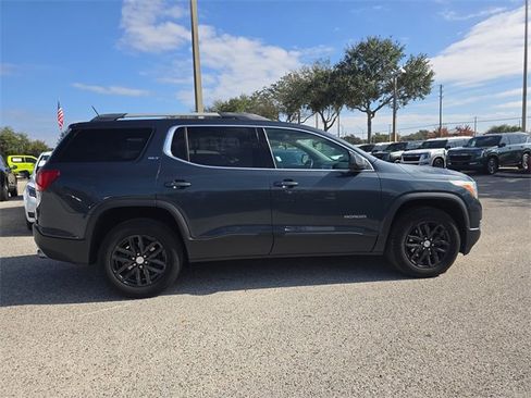 Used 2019 GMC Acadia SLT image 9