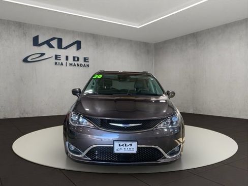 Used 2020 Chrysler Pacifica Touring-L Plus FWD image 8