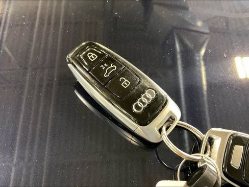 Used 2023 Audi A7 Prestige w/ Luxury Package AWD/4WD image 11