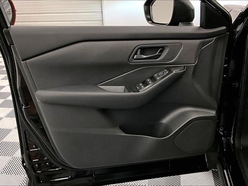 New 2025 Nissan Rogue S image 56