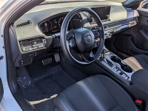 Used 2024 Honda Civic Sport image 8