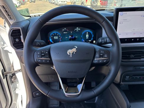 Used 2026 Ford Bronco Sport Outer Banks w/ Sasquatch Outer Banks Package image 9