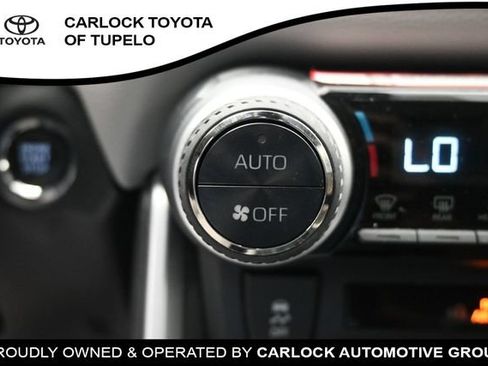 Used 2025 Toyota RAV4 XLE w/ Convenience Package FWD image 41