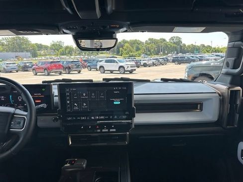Used 2025 GMC Hummer EV 3X AWD/4WD image 24