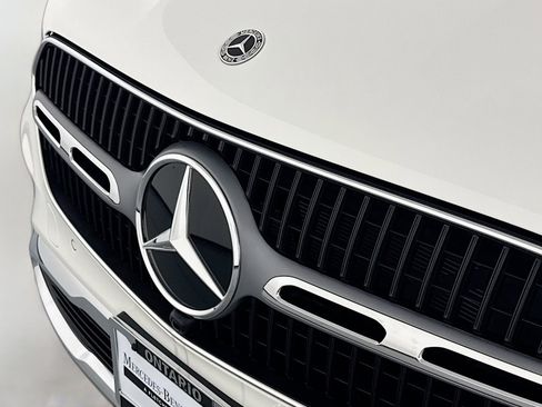 New 2026 Mercedes-Benz GLC 300 image 12