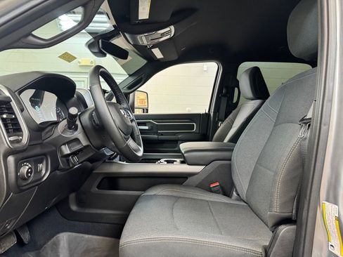 Used 2024 RAM 2500 Big Horn w/ Night Edition image 12