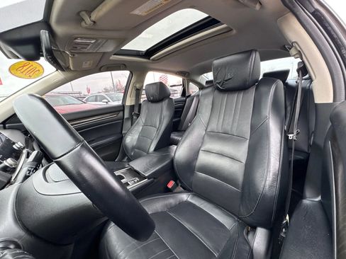 Used 2018 Honda Accord EX-L image 25