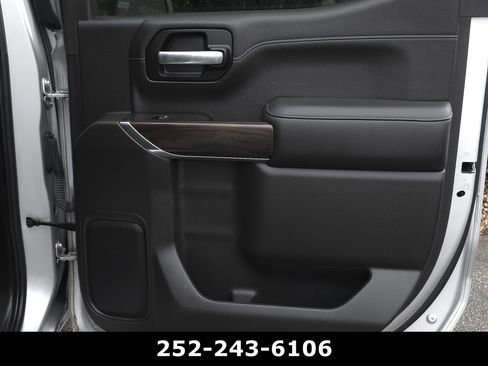 Used 2020 GMC Sierra 1500 SLT w/ SLT Premium Plus Package AWD/4WD image 37