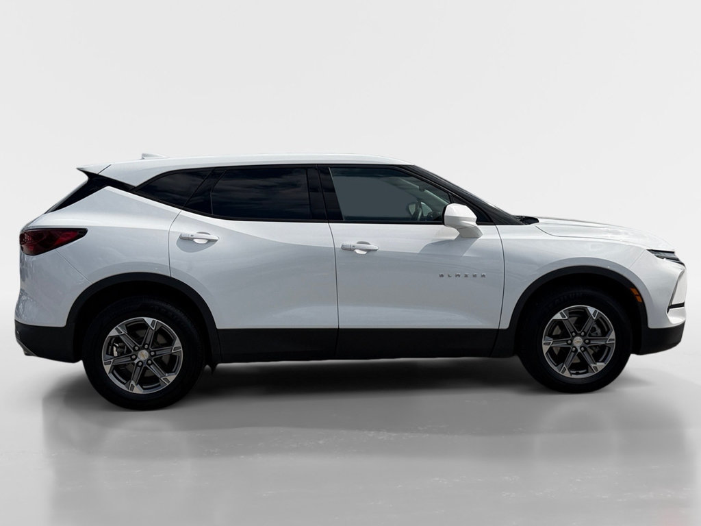 Used 2023 Chevrolet Blazer LT AWD/4WD image 6