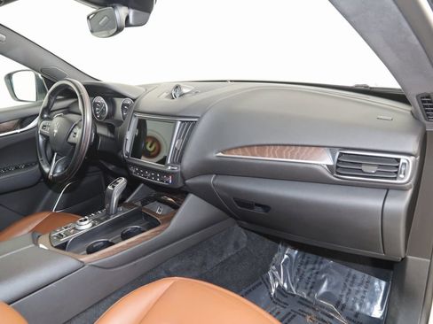 Used 2022 Maserati Levante Modena image 47