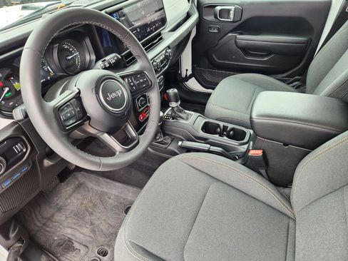 Used 2025 Jeep Wrangler Unlimited Sport S 4xe AWD/4WD image 7