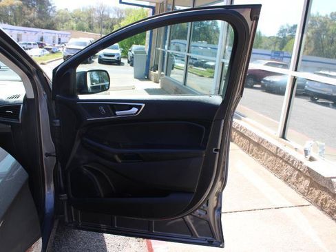 Used 2022 Ford Edge SEL AWD/4WD image 17