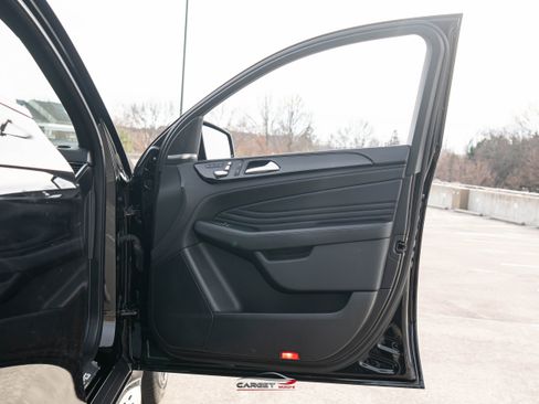 Used 2019 Mercedes-Benz GLE 43 AMG 4MATIC image 42