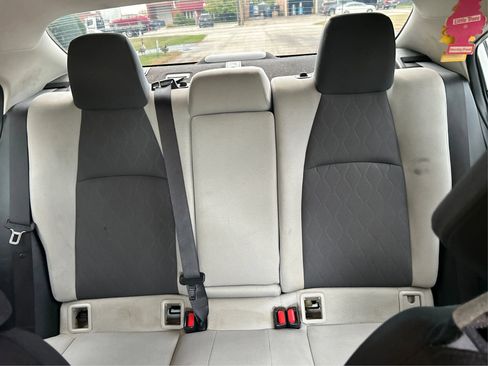 Used 2020 Toyota Corolla LE image 26