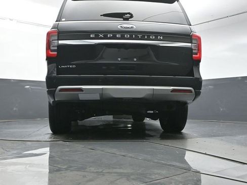 Used 2024 Ford Expedition Limited RWD image 43