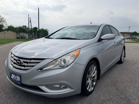 Used 2013 Hyundai Sonata SE FWD image 7